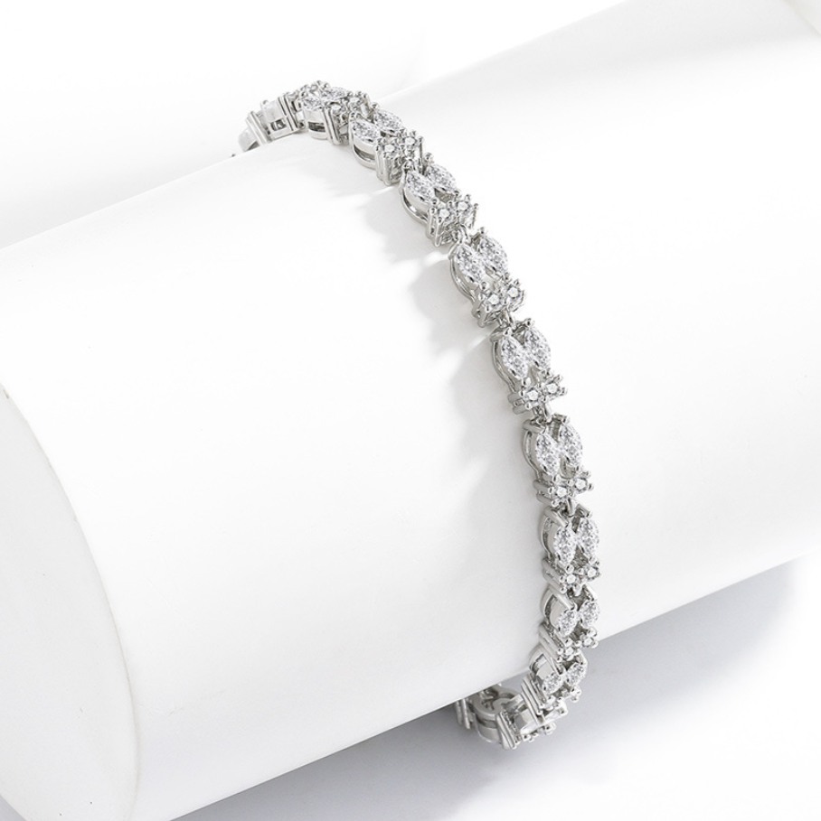 Fashionable Diamond Crystal Zircon Bracelet for Women